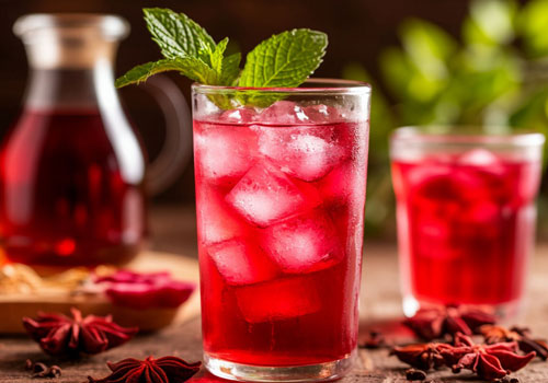Чай каркаде - холодный со льдом