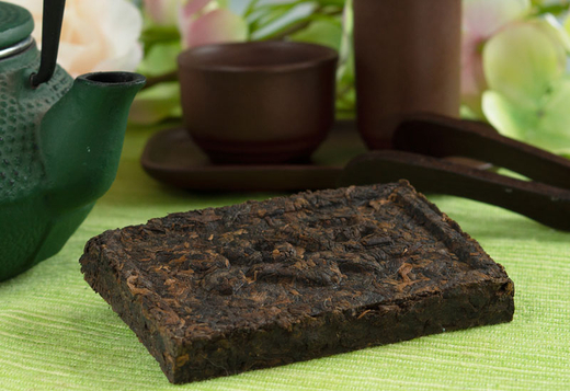 Пуэр «Дворцовый» в плитках, ( 2016 г, Юньнань, Menghai Guanglinfu Tea Factory) 9 лет