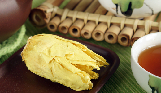 Цветы Лотоса королевского жёлтого