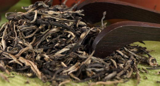 Чай белый «Юньнаньские белые бутоны» (Yunnan Bai Hao Yin Zhen)