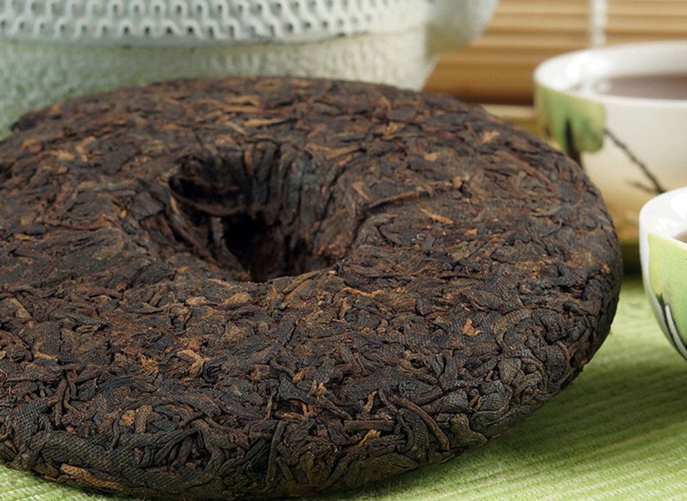 Пуэр «И Ву», 2 года, провинция Юньнань