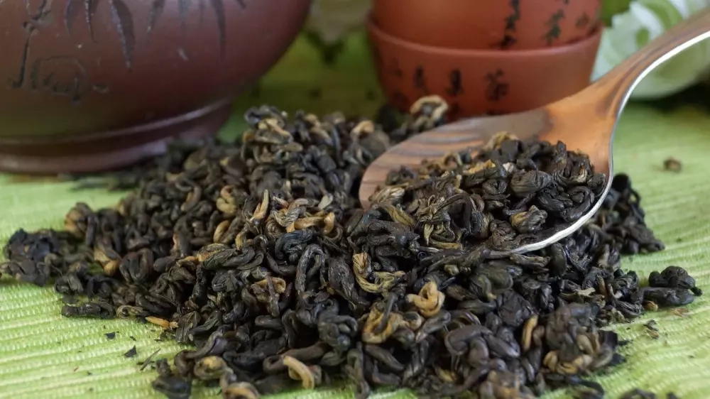 Чай чёрный «Золотая улитка» (Hong Jin Long)